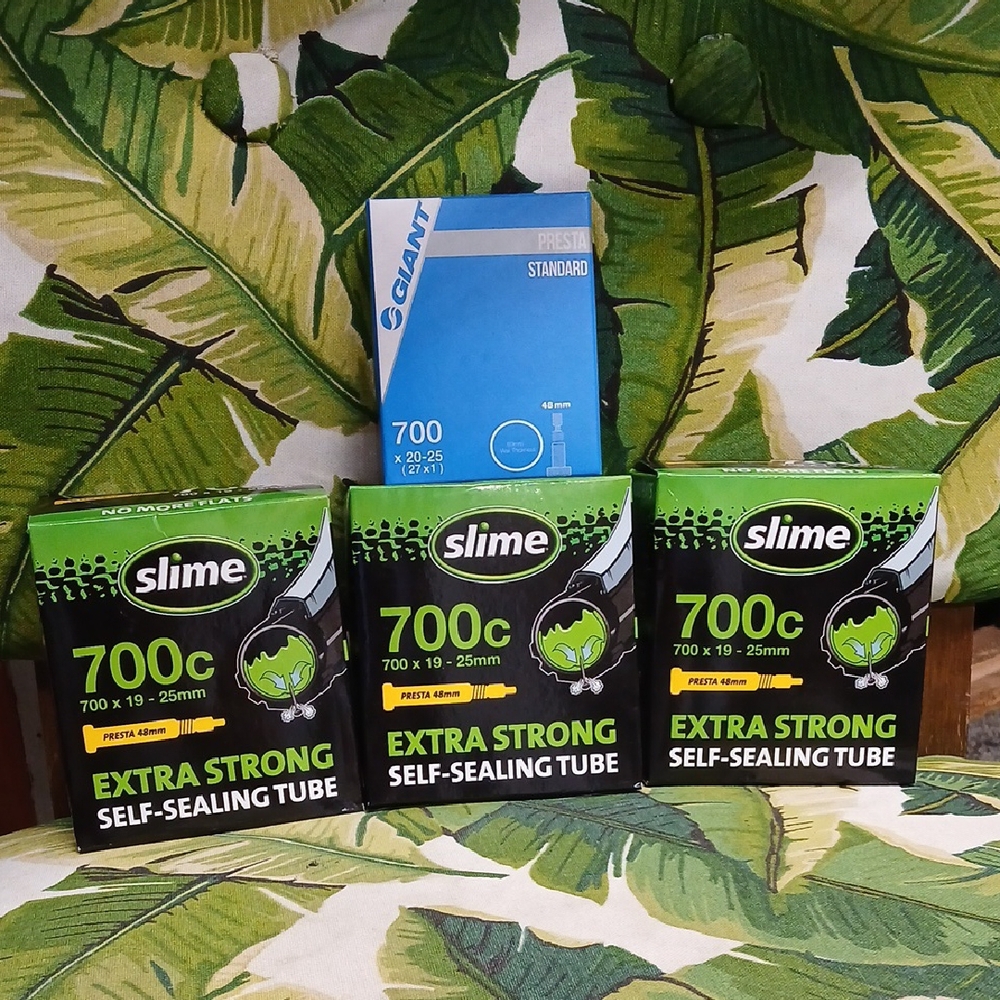 Set of 3 Slime Extra Strong Self-Sealing Tubes + 1 Giant Standard Tube, 700c